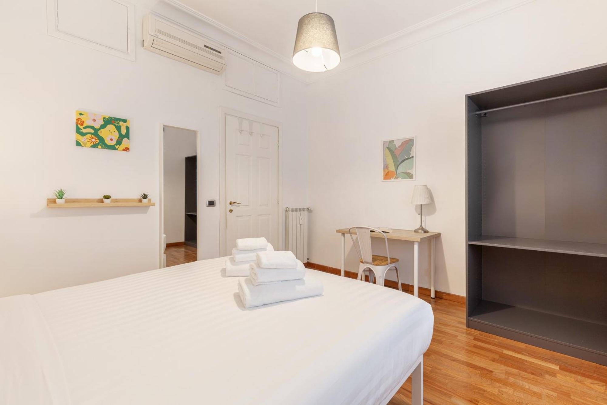 Hostly-wood And Colors Midtown-just 7min To Colosseum * Roma